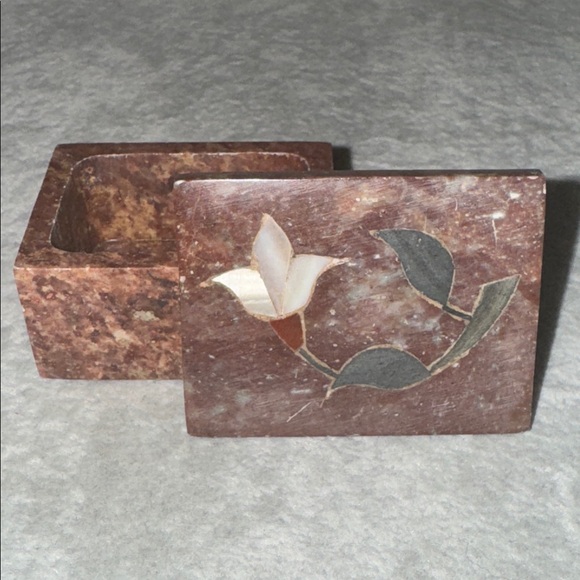 Other - Vintage! Soapstone/Marble Trinket Box with Floral Inlay